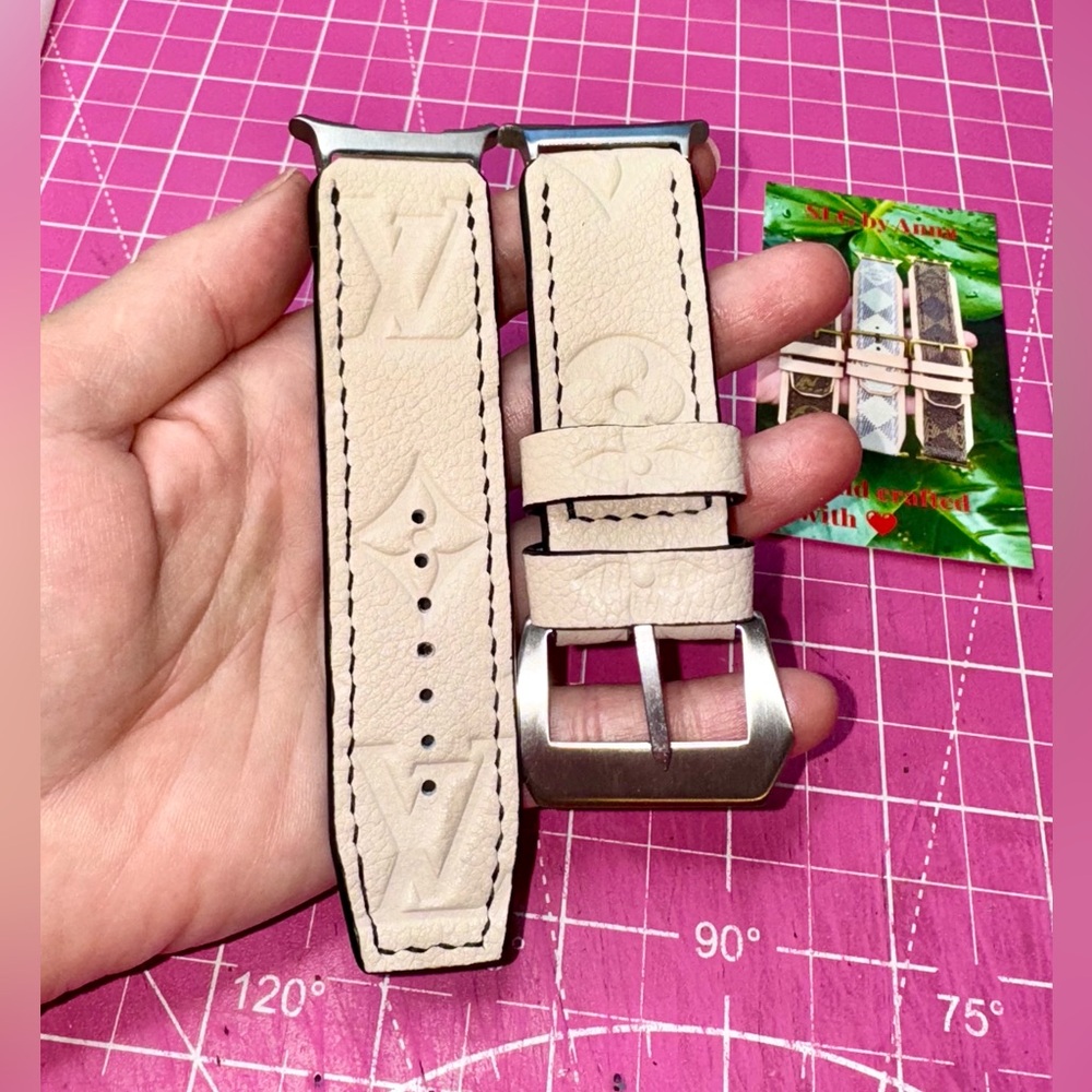 🩷 Authentic‼️ Empreinte Apple Watch band Handmade with 🩷